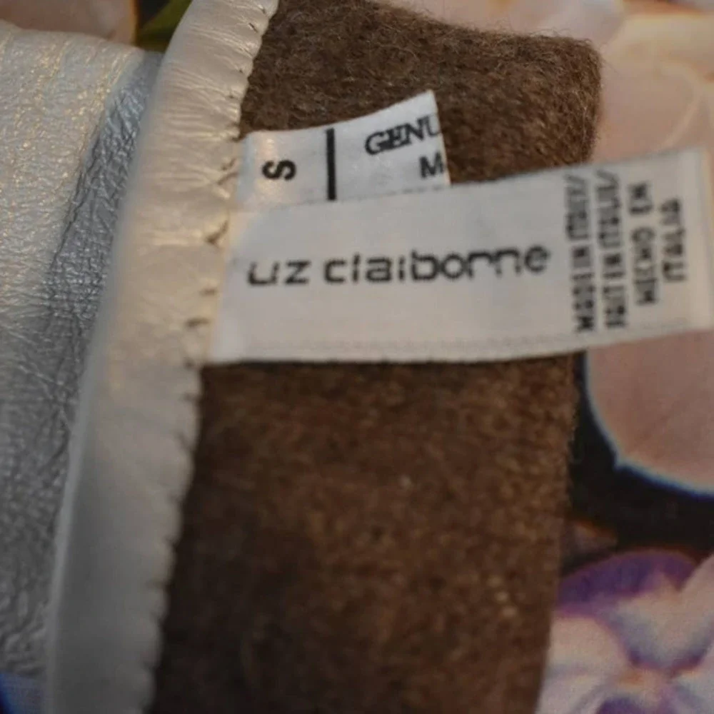 Liz Claiborne Silvered White Winter Leather gloves‎ Size Small